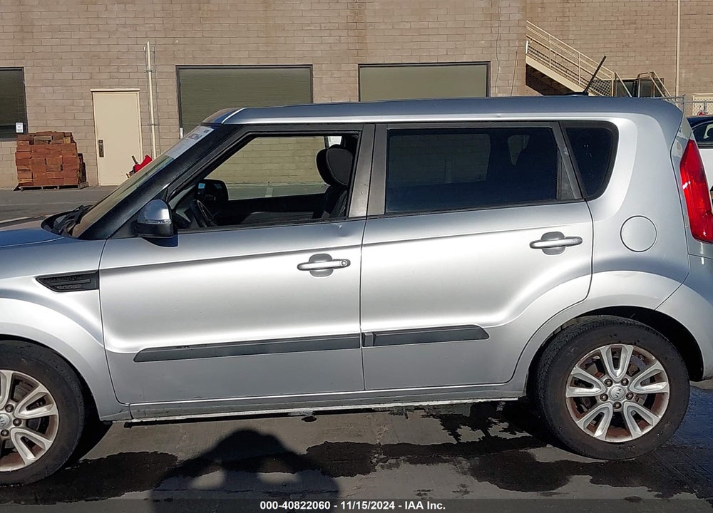 2013 KIA SOUL VIN: KNDJT2A62D7494644