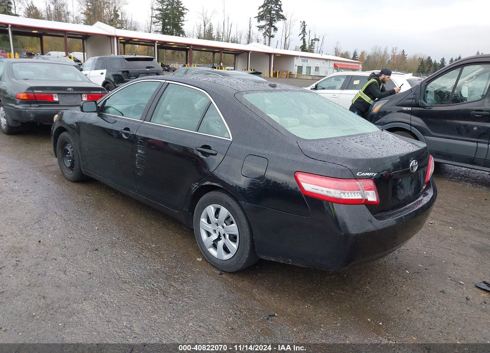 2011 TOYOTA CAMRY LE VIN: 4T1BF3EK8BU667327