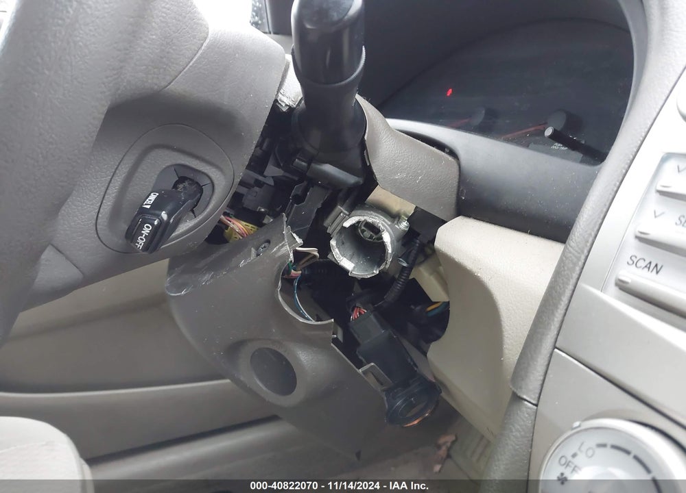 2011 TOYOTA CAMRY LE VIN: 4T1BF3EK8BU667327
