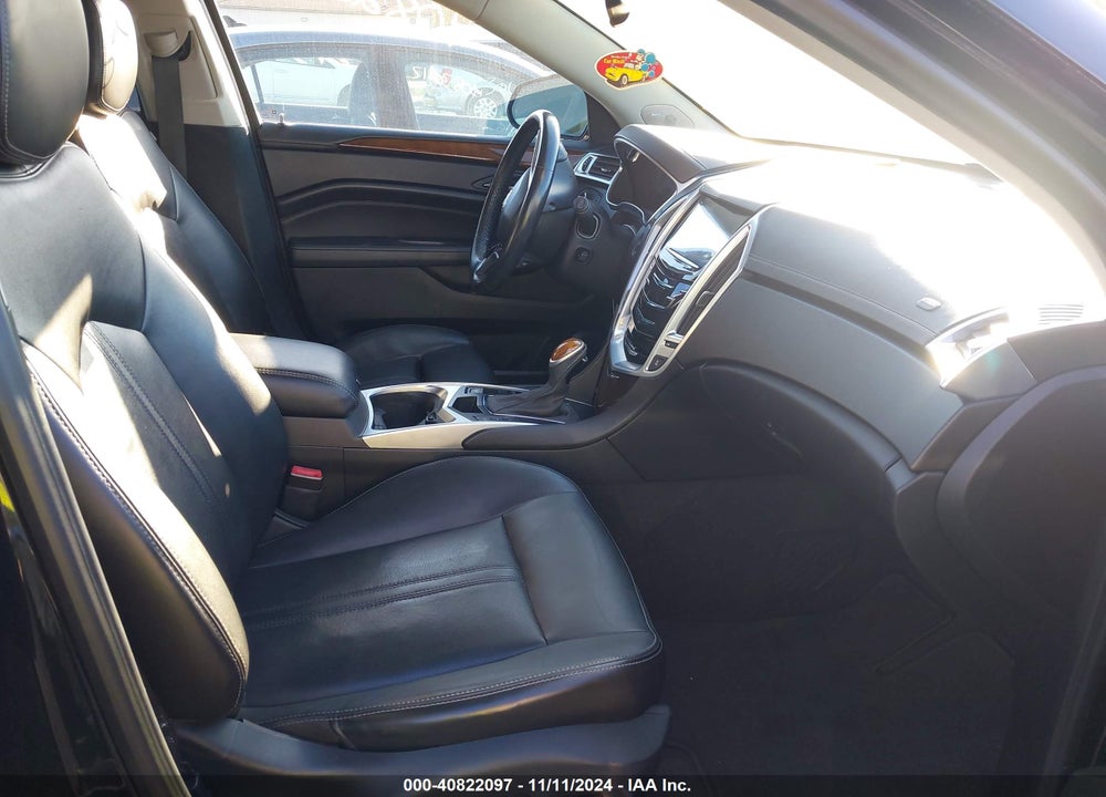 2014 CADILLAC SRX LUXURY COLLECTION VIN: 3GYFNEE39ES615622
