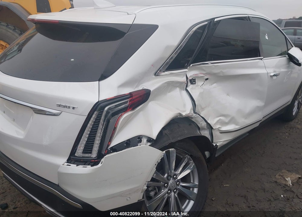 2024 CADILLAC XT5 FWD PREMIUM LUXURY VIN: 1GYKNCR42RZ721943