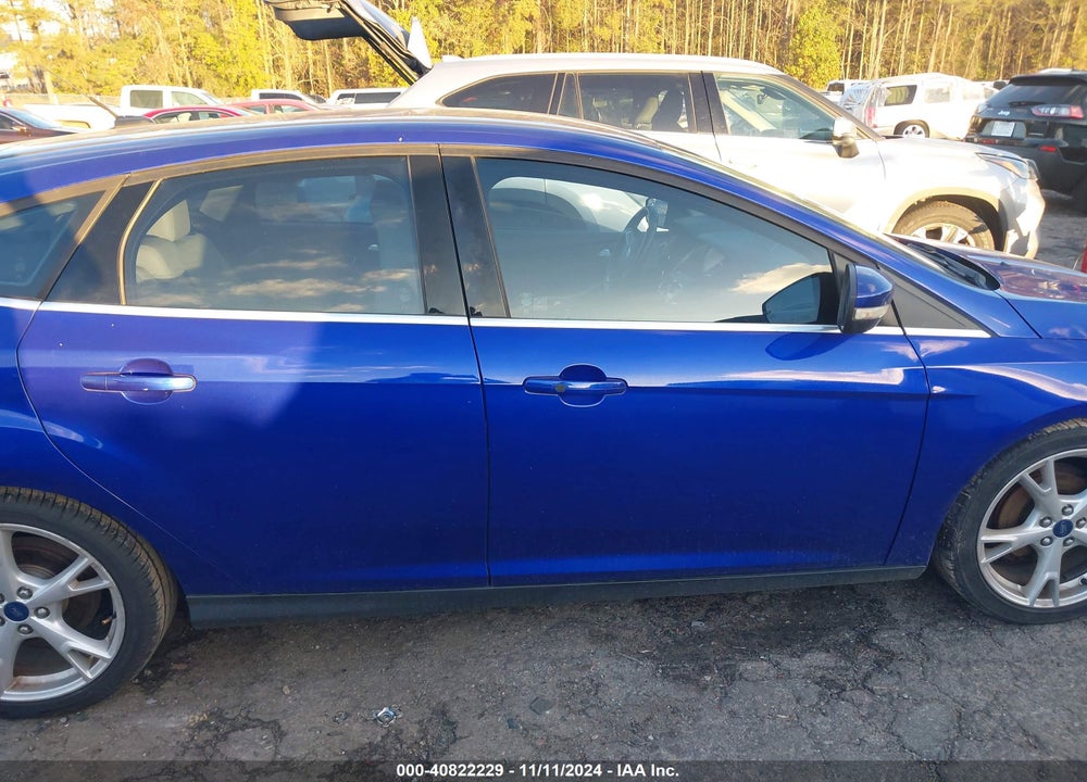2015 FORD FOCUS TITANIUM VIN: 1FADP3N27FL365989