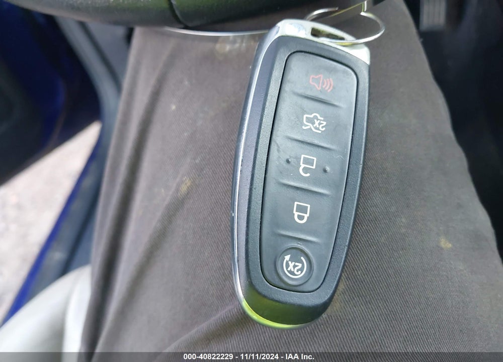 2015 FORD FOCUS TITANIUM VIN: 1FADP3N27FL365989