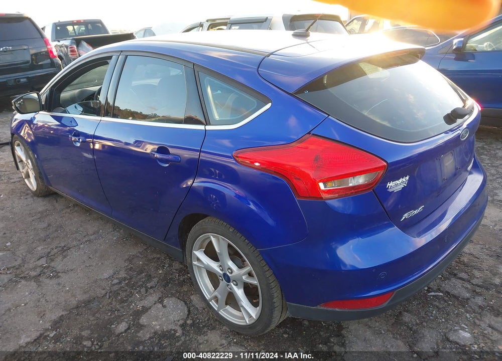 2015 FORD FOCUS TITANIUM VIN: 1FADP3N27FL365989