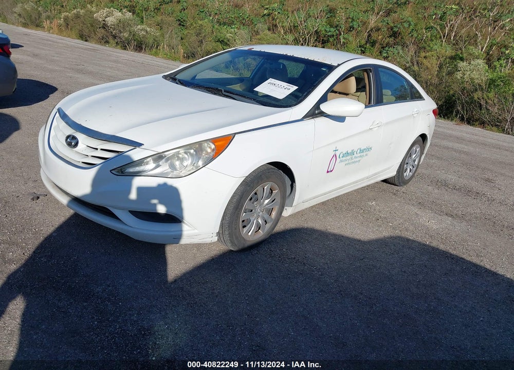 2013 HYUNDAI SONATA GLS VIN: 5NPEB4AC5DH560878