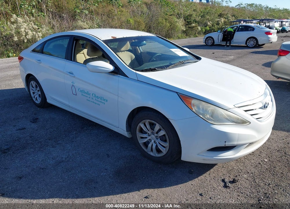 2013 HYUNDAI SONATA GLS VIN: 5NPEB4AC5DH560878