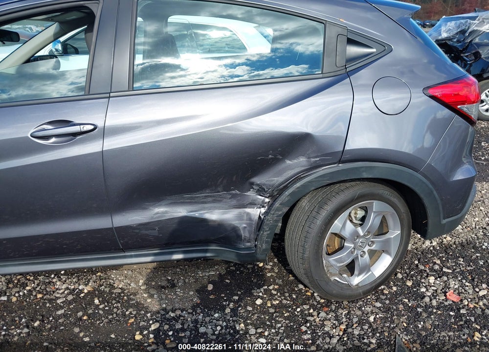 2022 HONDA HR-V AWD LX VIN: 3CZRU6H35NM708823