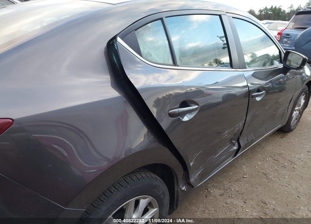 2018 MAZDA 3 SPORT VIN: 3MZBN1U78JM169685