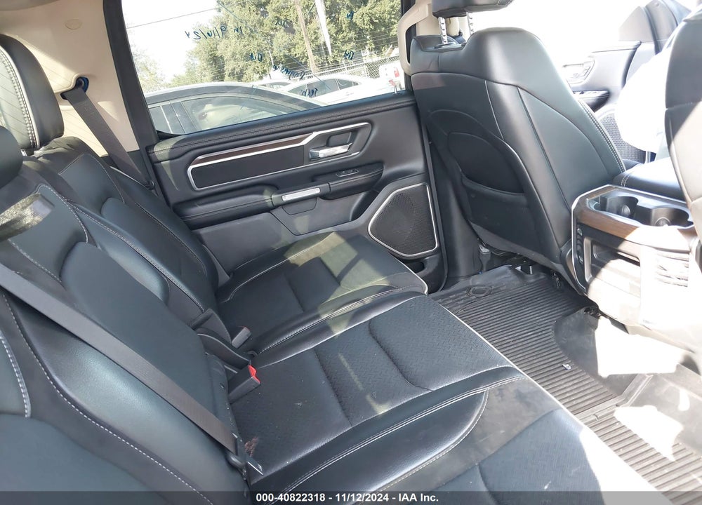 2021 RAM 1500 LAIE  4X4 5'7 BOX VIN: 1C6SRFJT2MN639748