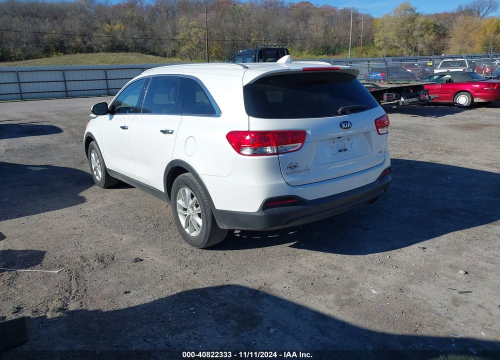 2018 KIA SORENTO 2.4L LX VIN: 5XYPG4A3XJG396573