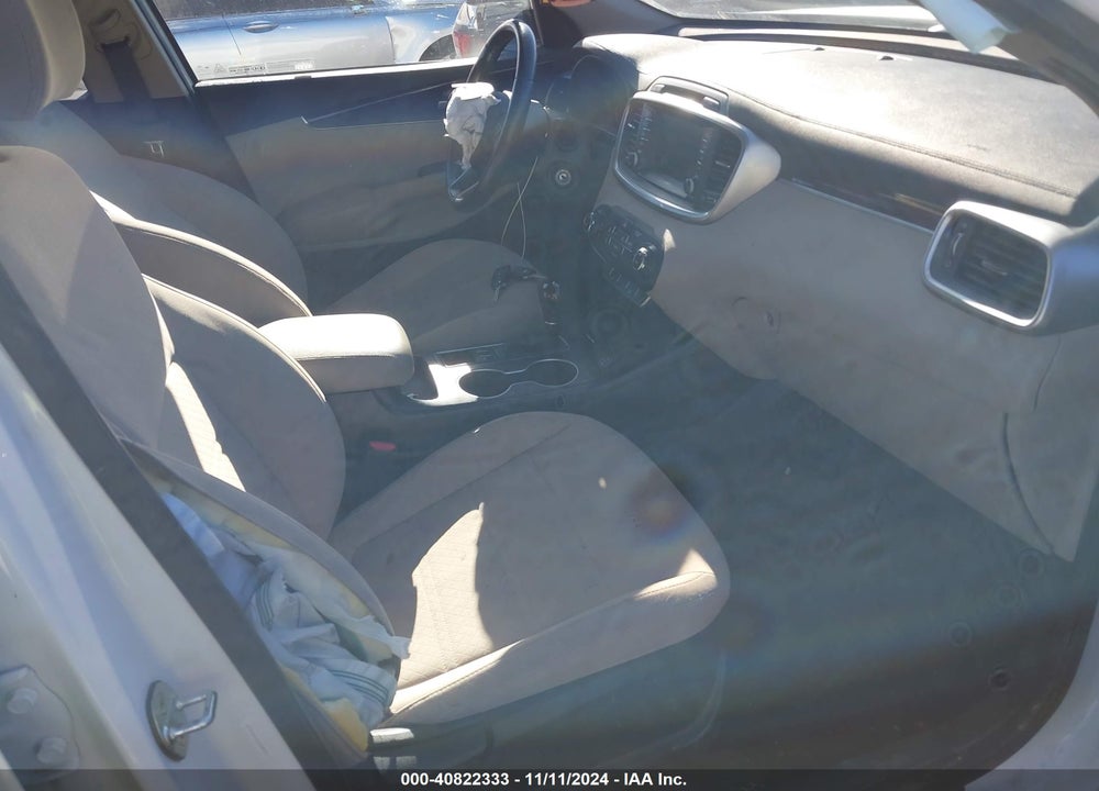 2018 KIA SORENTO 2.4L LX VIN: 5XYPG4A3XJG396573