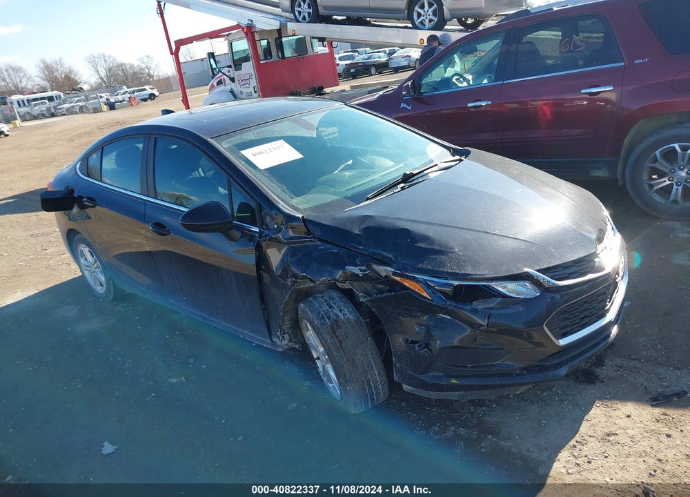2017 CHEVROLET CRUZE LT AUTO VIN: 1G1BE5SMXH7184592