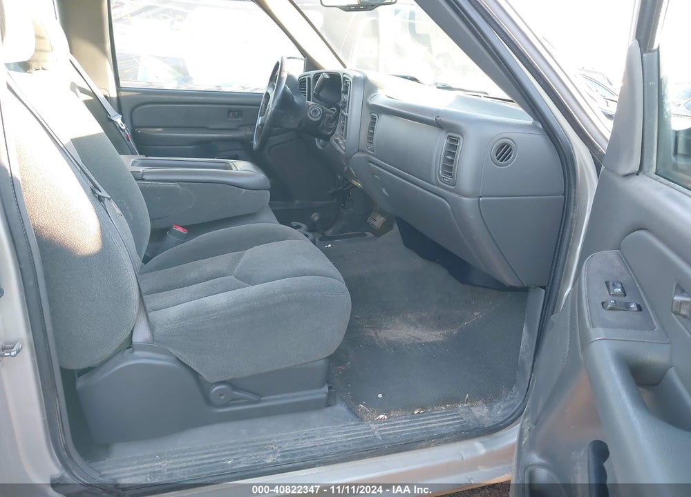 2004 CHEVROLET SILVERADO 1500 LS VIN: 1GCEK19T54E223551