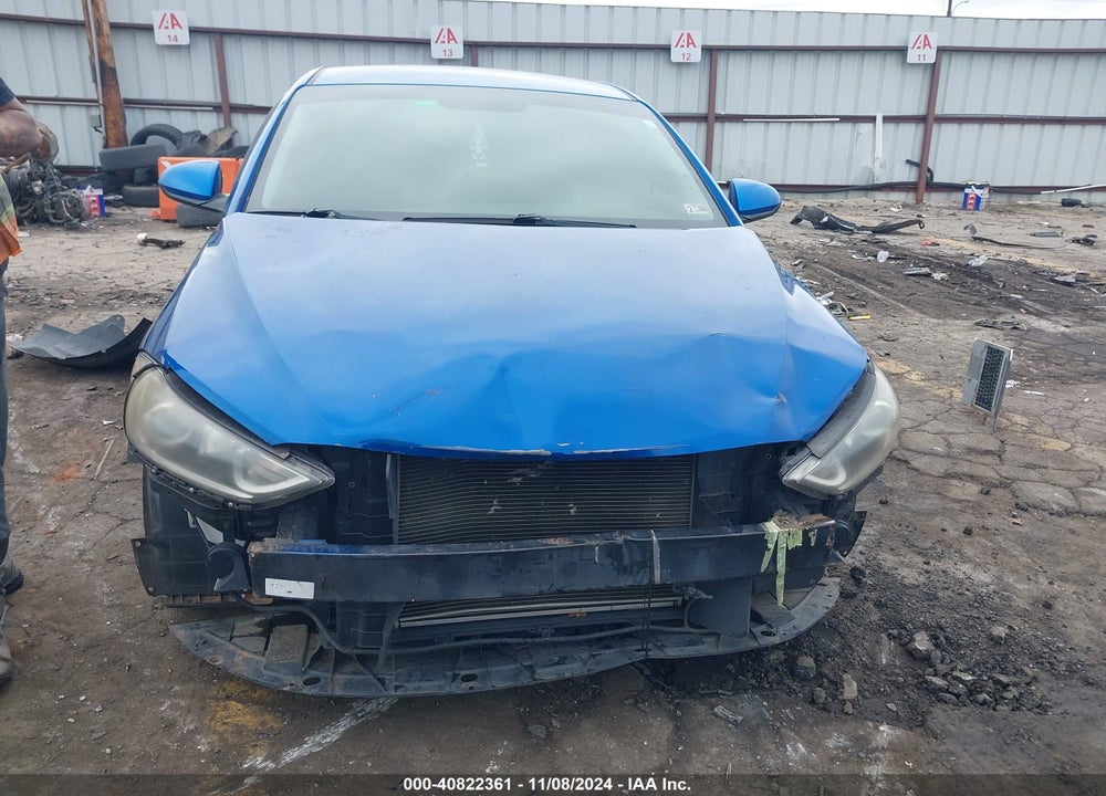 2018 HYUNDAI ELANTRA SEL VIN: 5NPD84LFXJH372354