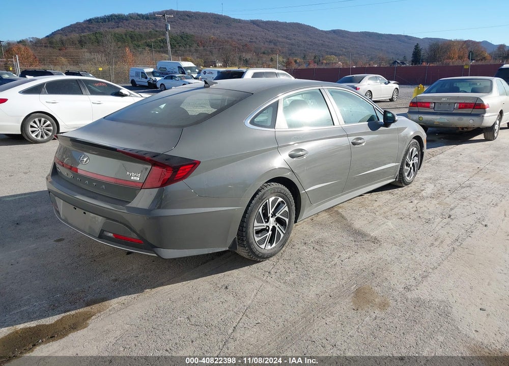 2021 HYUNDAI SONATA BLUE VIN: KMHL24JJ3MA021801