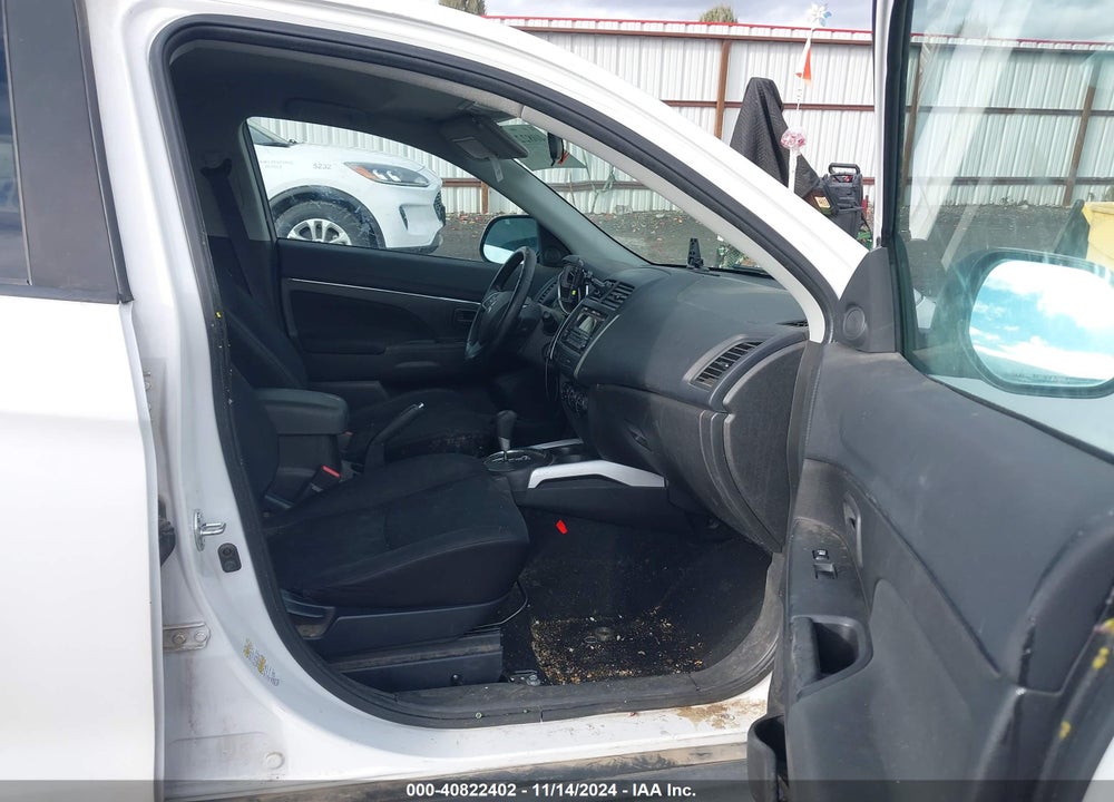 2014 MITSUBISHI OUTLANDER SPORT ES VIN: 4A4AP3AU3EE027408
