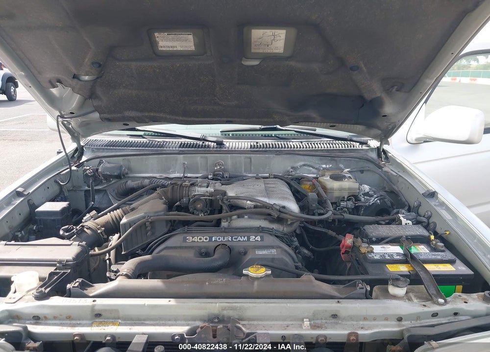 2002 TOYOTA 4RUNNER SR5 V6 VIN: JT3GN86R920234536
