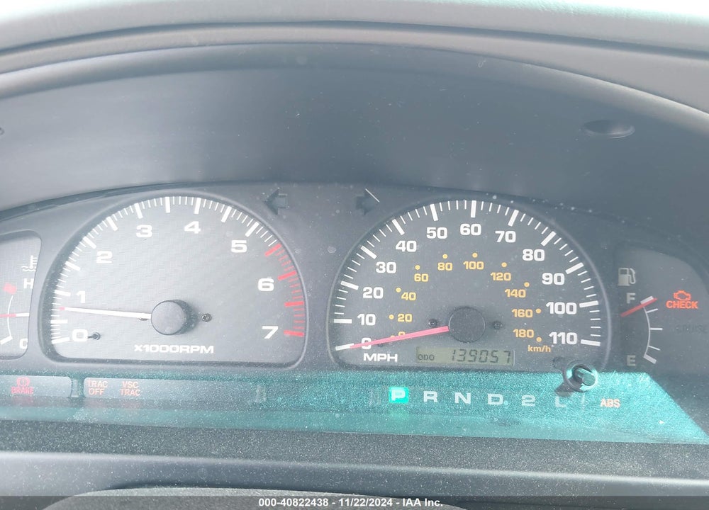 2002 TOYOTA 4RUNNER SR5 V6 VIN: JT3GN86R920234536