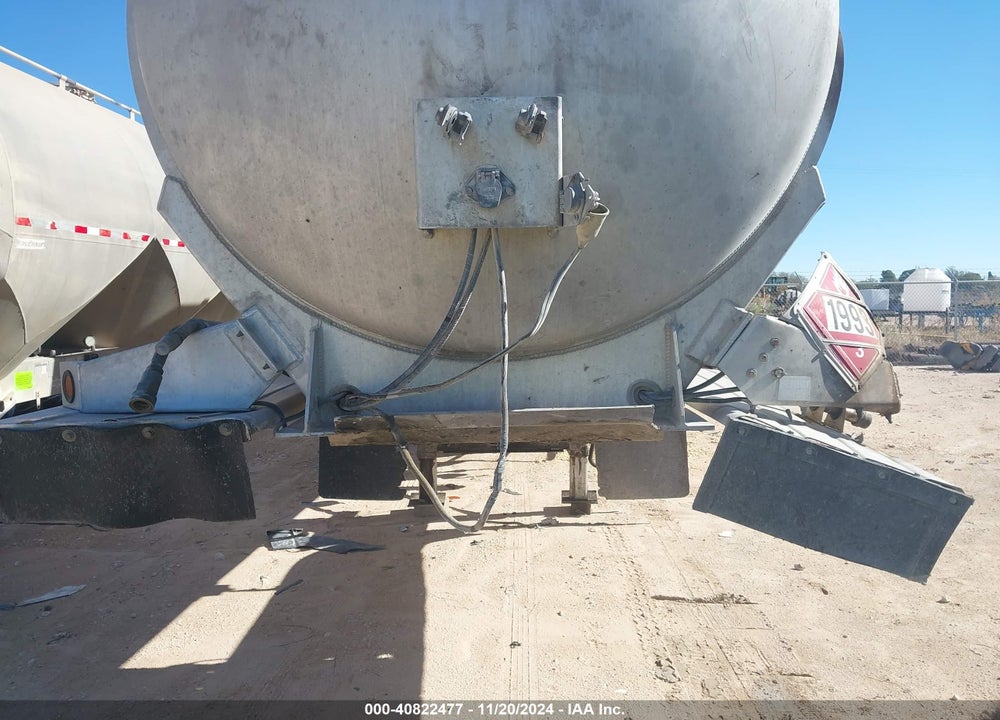 2016 DRAGON ESP LTD TANK SEMI TRAILER VIN: 1UNST442XGS151069