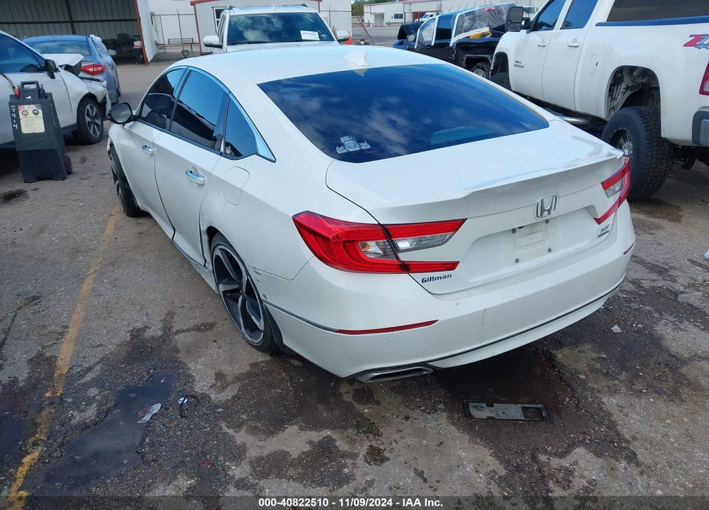 2018 HONDA ACCORD TOURING 2.0T VIN: 1HGCV2F94JA048288