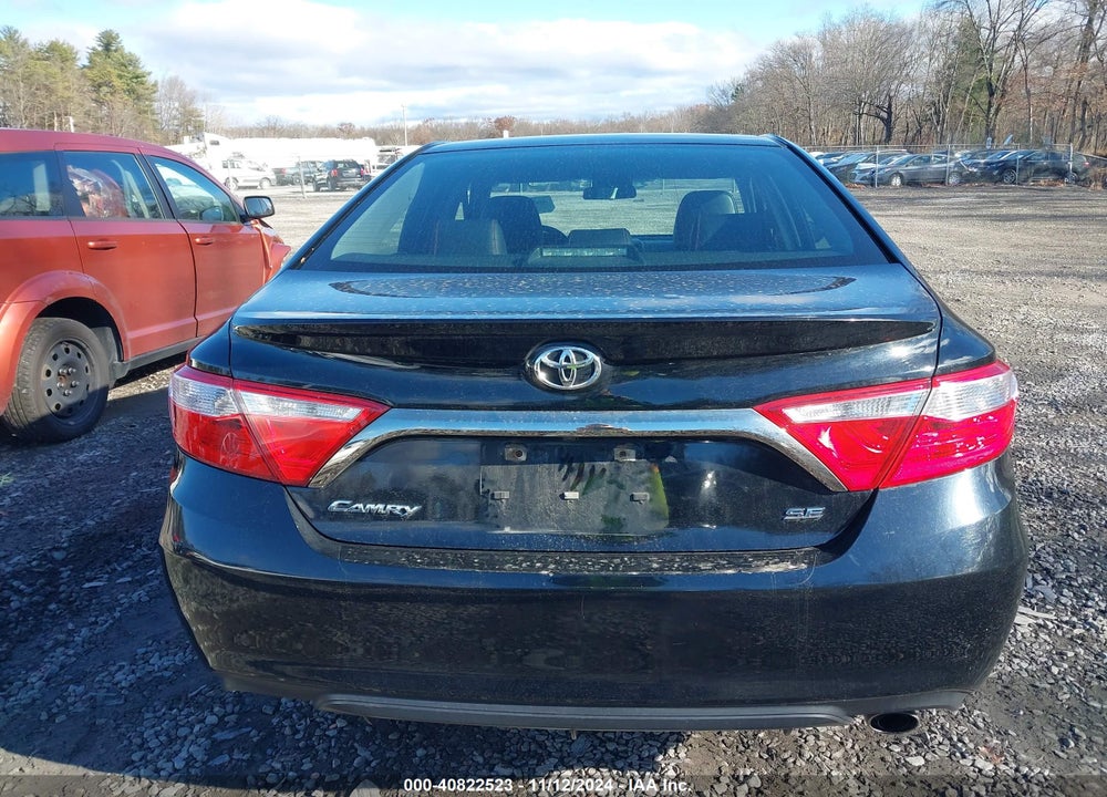 2015 TOYOTA CAMRY SE VIN: 4T1BF1FK4FU474178