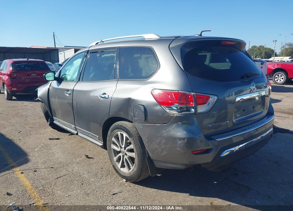 2015 NISSAN PATHFINDER SL VIN: 5N1AR2MN4FC606030