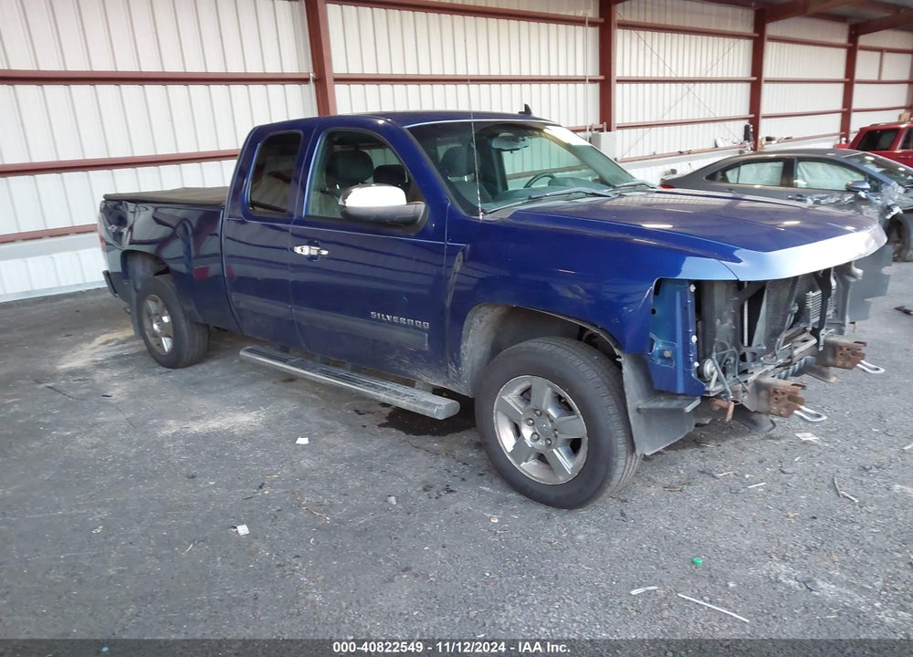 2013 CHEVROLET SILVERADO 1500 LT VIN: 1GCRKSE77DZ310957