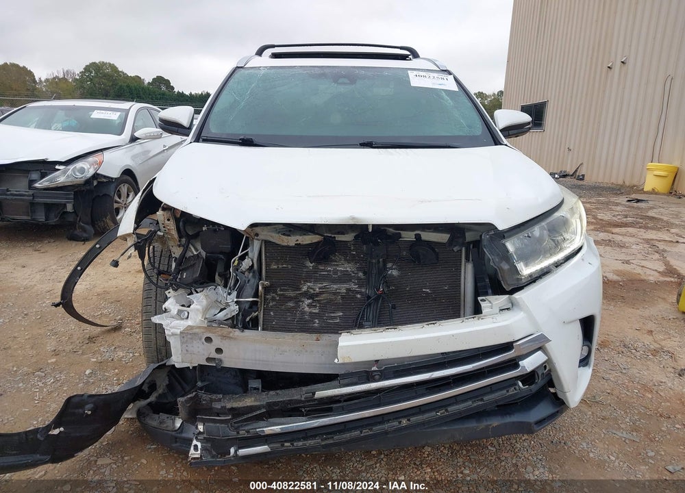2019 TOYOTA HIGHLANDER LIMITED/PLATINUM VIN: 5TDDZRFHXKS930187