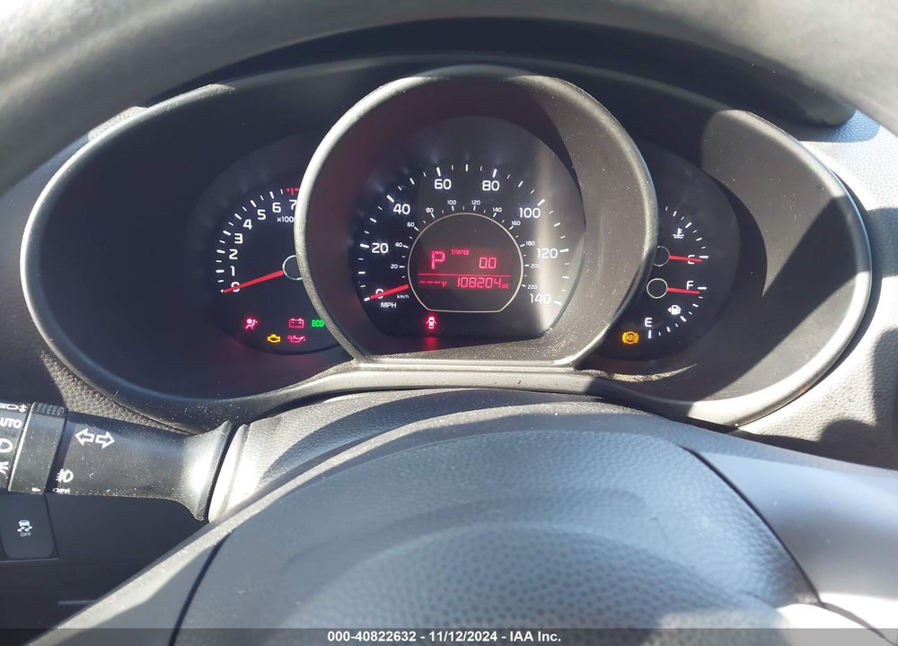 2016 KIA SOUL VIN: KNDJP3A52G7376180