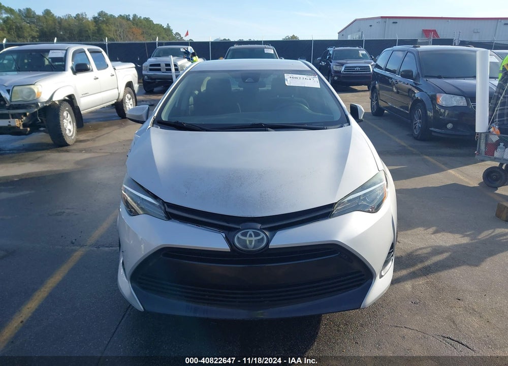 2019 TOYOTA COROLLA LE VIN: 2T1BURHE0KC158414