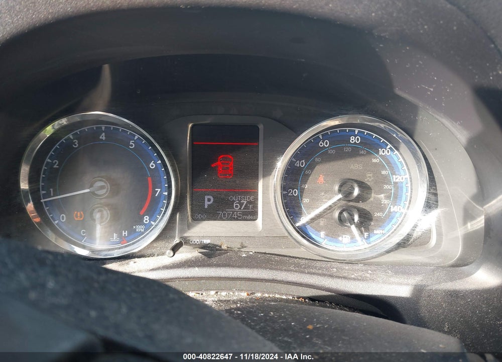 2019 TOYOTA COROLLA LE VIN: 2T1BURHE0KC158414