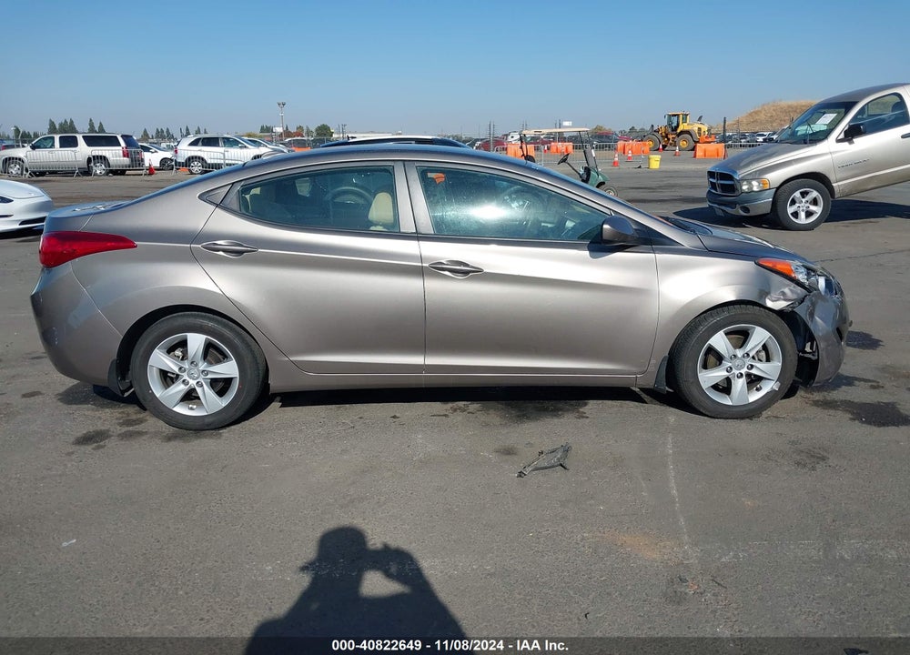 2013 HYUNDAI ELANTRA GLS VIN: 5NPDH4AE2DH402588