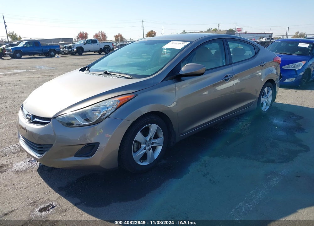 2013 HYUNDAI ELANTRA GLS VIN: 5NPDH4AE2DH402588