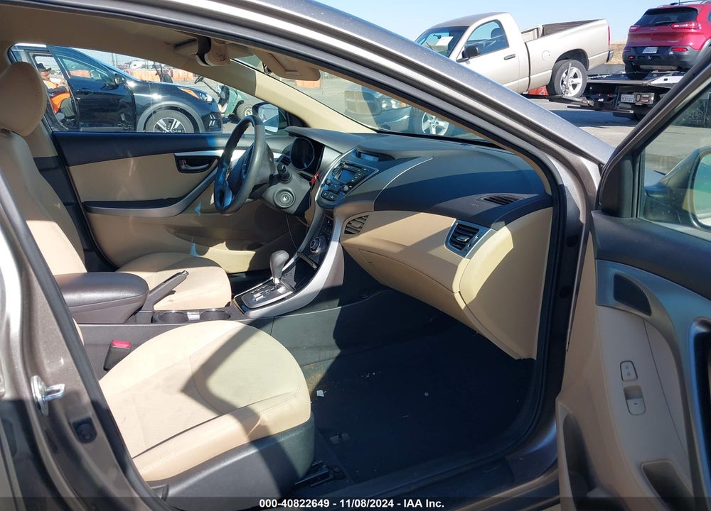 2013 HYUNDAI ELANTRA GLS VIN: 5NPDH4AE2DH402588