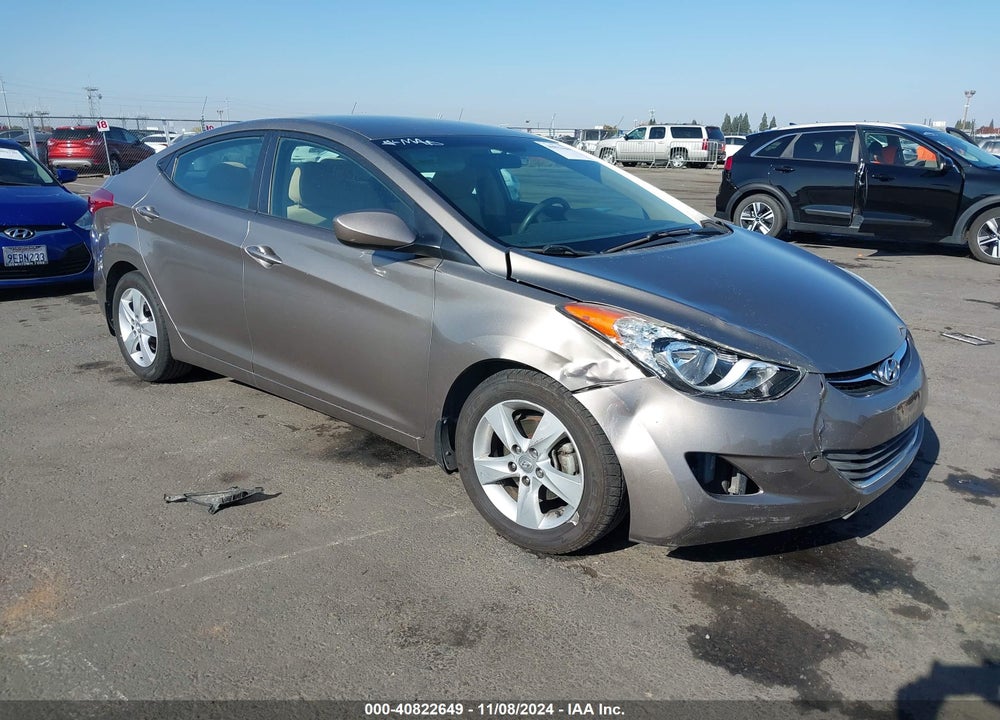 2013 HYUNDAI ELANTRA GLS VIN: 5NPDH4AE2DH402588