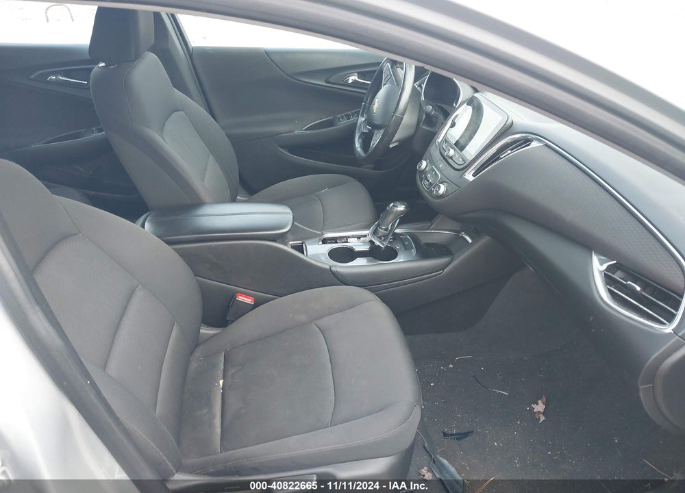 2018 CHEVROLET MALIBU LT VIN: 1G1ZD5ST4JF107074