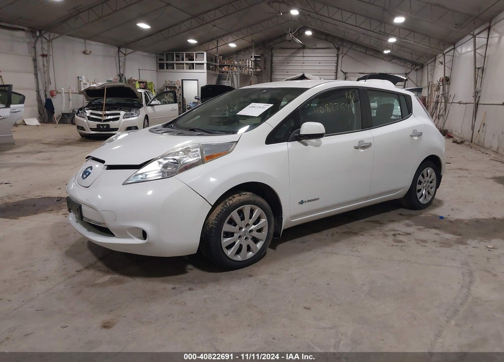 2015 NISSAN LEAF S VIN: 1N4AZ0CP1FC322663