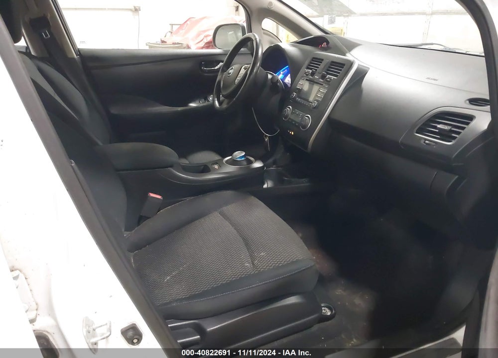 2015 NISSAN LEAF S VIN: 1N4AZ0CP1FC322663