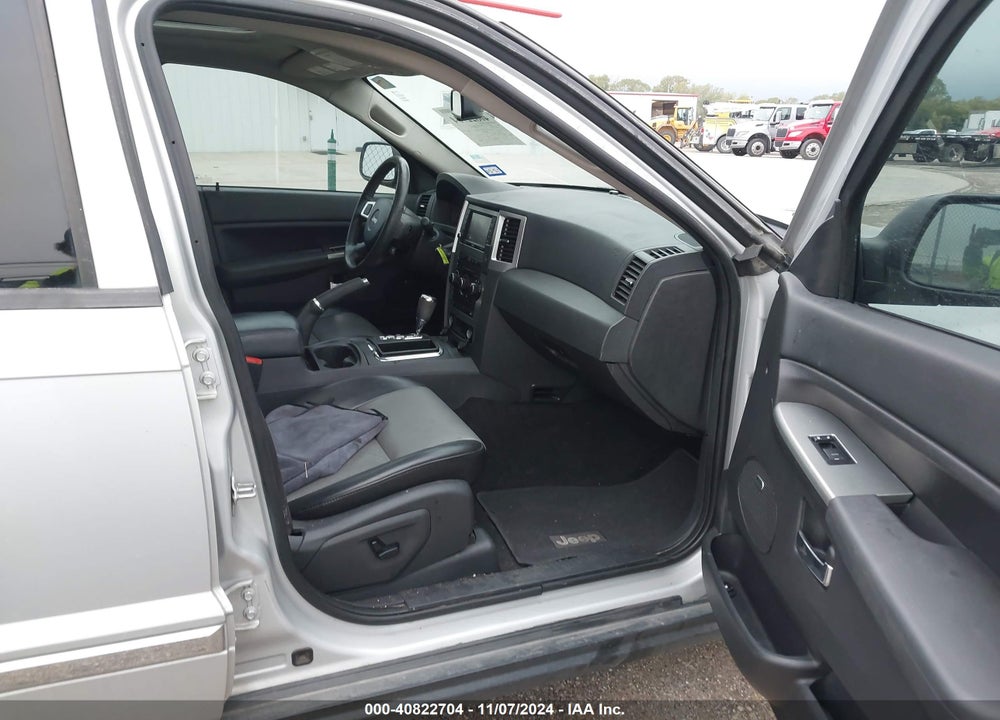 2010 JEEP GRAND CHEROKEE LAREDO VIN: 1J4RS4GTXAC123551