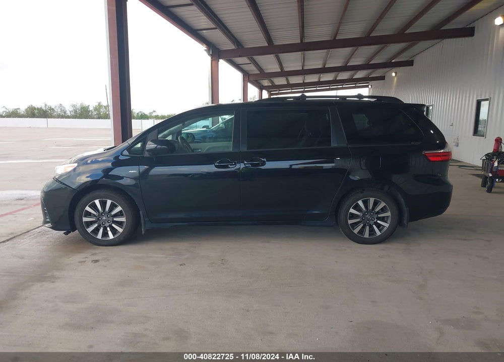 2018 TOYOTA SIENNA LE 7 PASSENGER VIN: 5TDJZ3DC9JS206013
