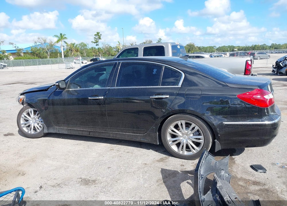 2013 HYUNDAI GENESIS 3.8 VIN: KMHGC4DD0DU252898