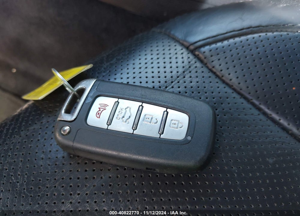 2013 HYUNDAI GENESIS 3.8 VIN: KMHGC4DD0DU252898