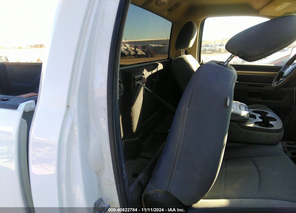 2016 RAM 2500 TRADESMAN VIN: 3C6LR5AT7GG284409