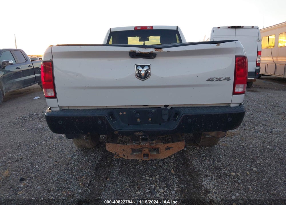 2016 RAM 2500 TRADESMAN VIN: 3C6LR5AT7GG284409