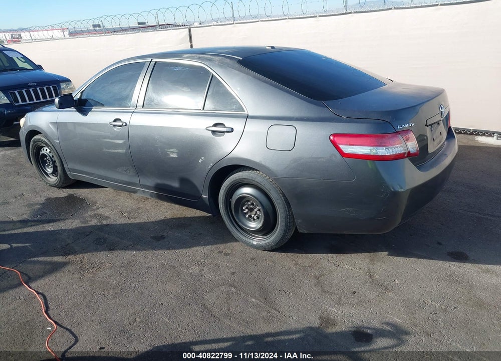 2011 TOYOTA CAMRY LE VIN: 4T1BF3EK7BU192611