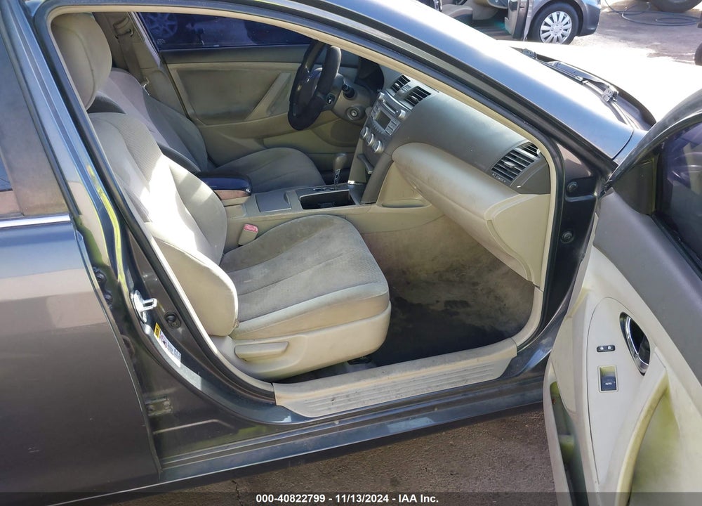 2011 TOYOTA CAMRY LE VIN: 4T1BF3EK7BU192611