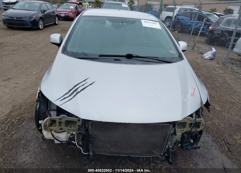 2013 HONDA CIVIC LX VIN: 2HGFB2F51DH572751
