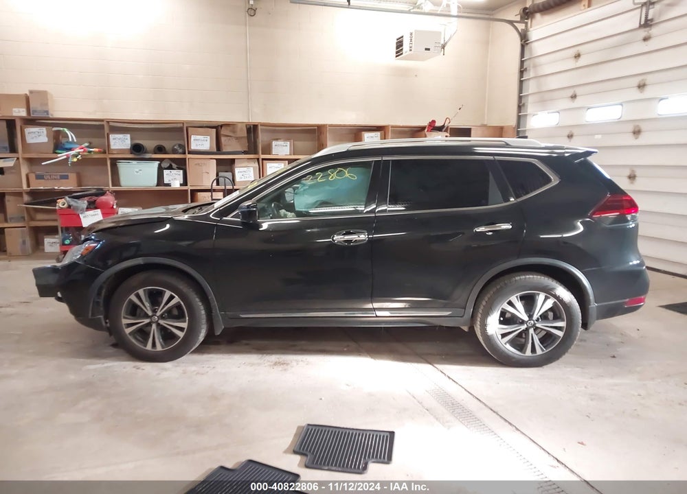 2018 NISSAN ROGUE SL VIN: JN8AT2MV9JW317677