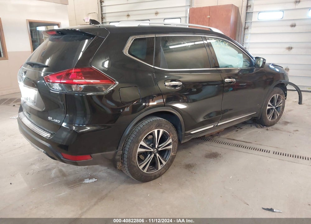 2018 NISSAN ROGUE SL VIN: JN8AT2MV9JW317677