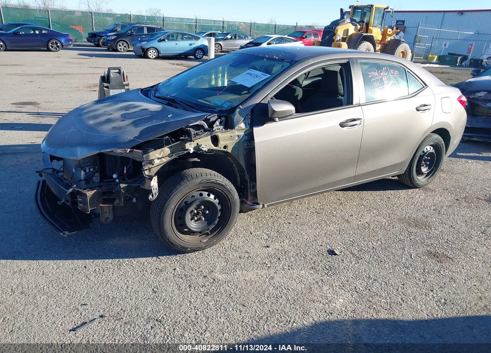 2018 TOYOTA COROLLA LE VIN: 2T1BURHE0JC032875